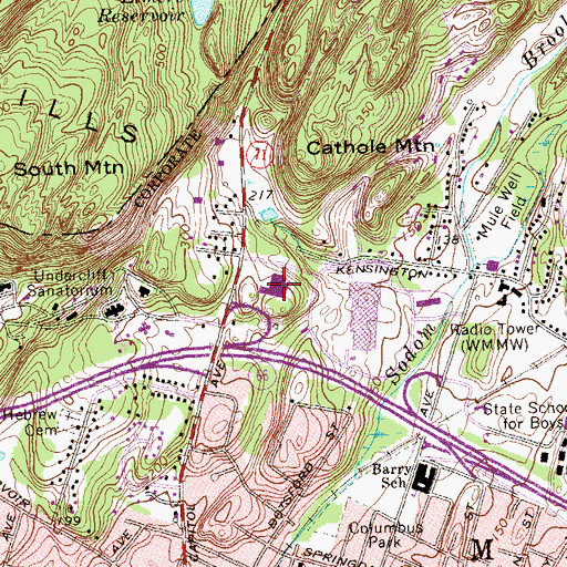 Topographic Map of Chamberlain Plaza Shopping Center, CT