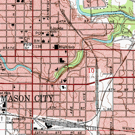 Topographic Map of Meredith Willson - Music Man Footbridge, IA