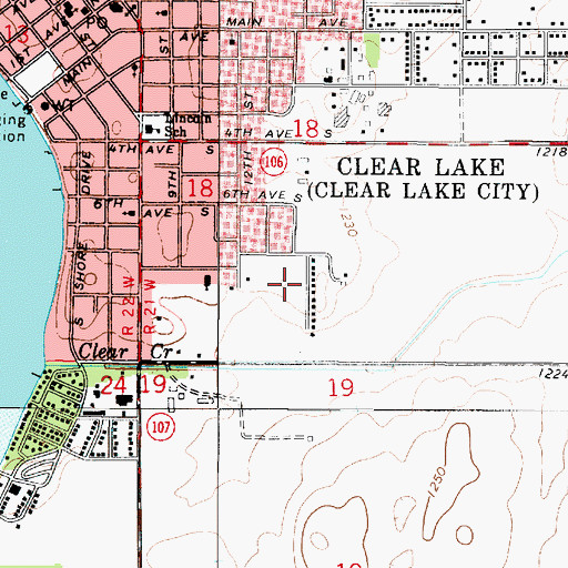 Topographic Map of Clear Creek Elementary School, IA