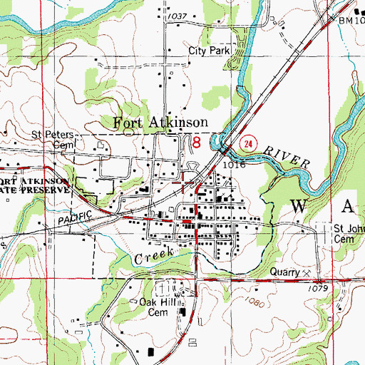 Topographic Map of Fort Atkinson, IA
