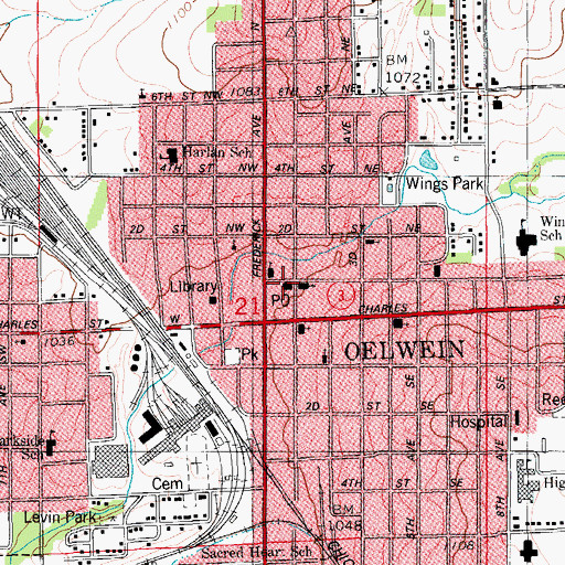 Topographic Map of Oelwein Post Office, IA