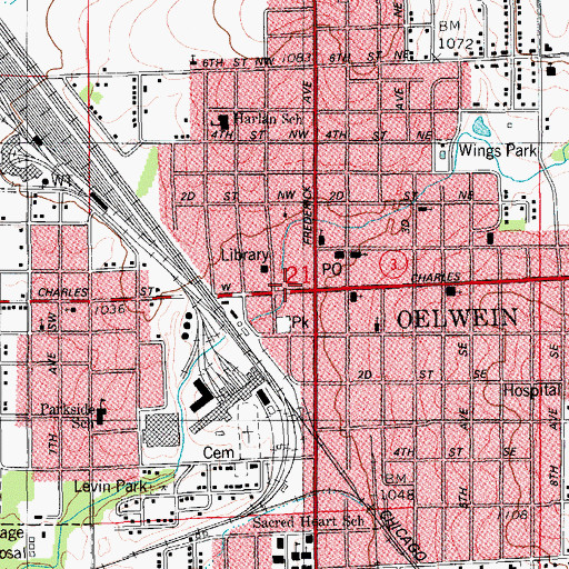 Topographic Map of Oelwein Community Plaza, IA