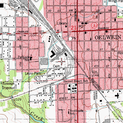 Topographic Map of Oakdale Cemetery, IA