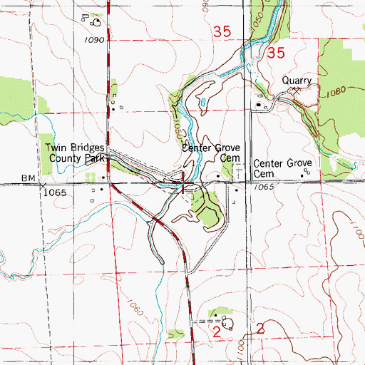 Topographic Map of Twin Bridge, IA