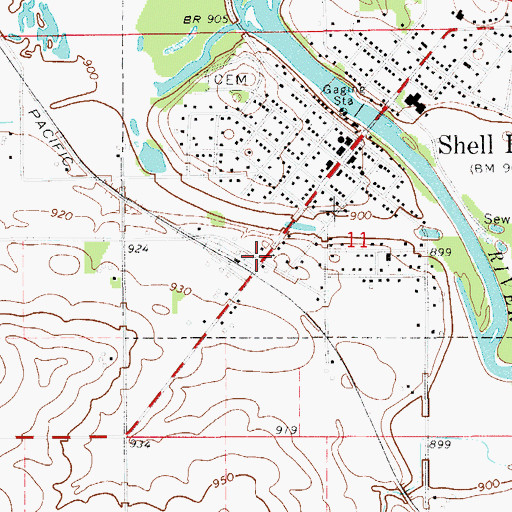 Topographic Map of Farmers Co-op Elevator, IA
