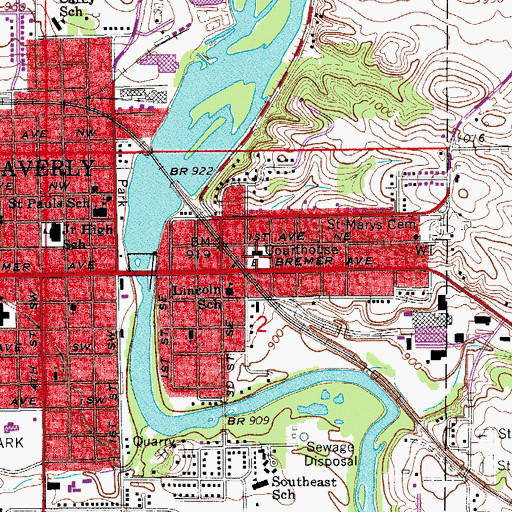 Topographic Map of Bremer County Courthouse, IA