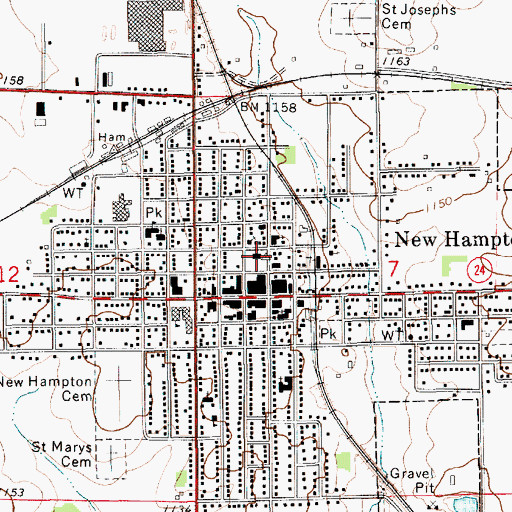 Topographic Map of Chickasaw County Courthouse, IA