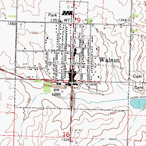 Topographic Map of Walnut Post Office, IA