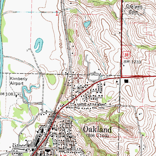 Topographic Map of Oakland Country Club, IA