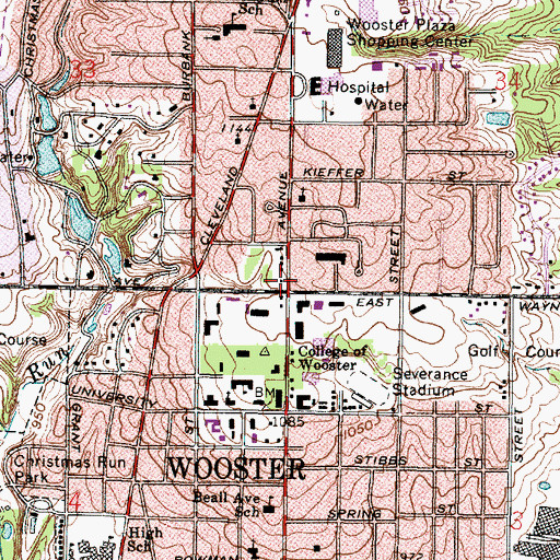 Topographic Map of Warren Tennis Courts, OH