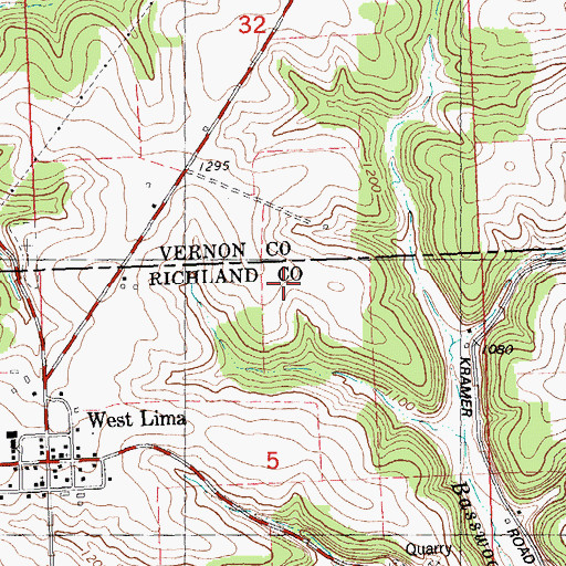 Topographic Map of Hickory Grove Stock Farm, WI