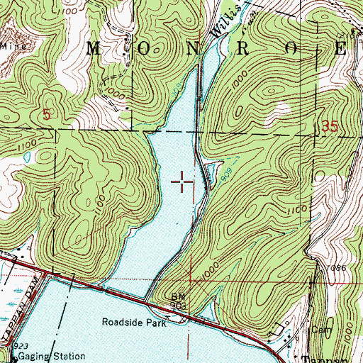 Topographic Map of Willis Run Bay, OH