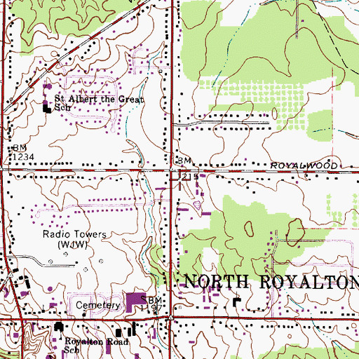 Topographic Map of Royalwood Centre Shopping Center, OH