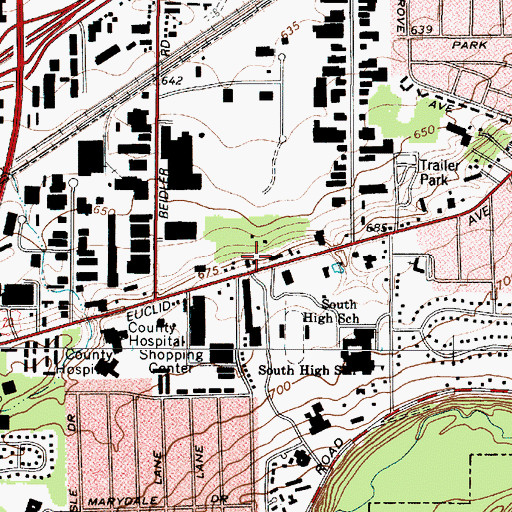 Topographic Map of Willoughby Commons Shopping Center, OH