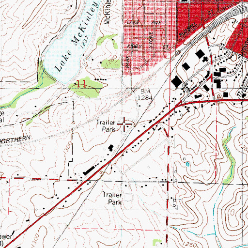 Topographic Map of Country Court Mobile Home Park, IA