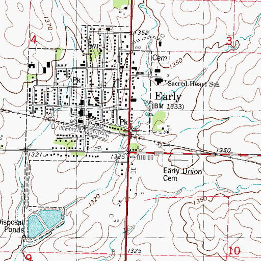 Topographic Map of Farmers Co-op Elevator, IA