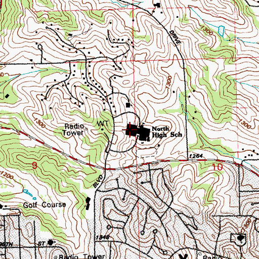 Topographic Map of North High School, IA