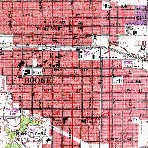 Topographic Map of Boone County Historical Center, IA