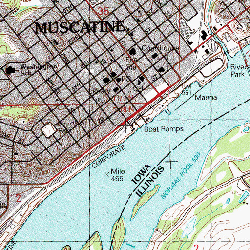Topographic Map of Muscatine, IA
