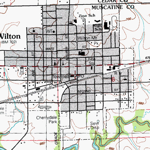 Topographic Map of Wilton Post Office, IA