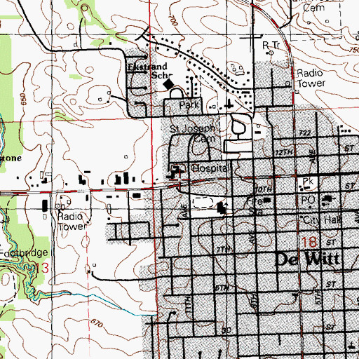 Topographic Map of De Witt Family Health Clinic, IA