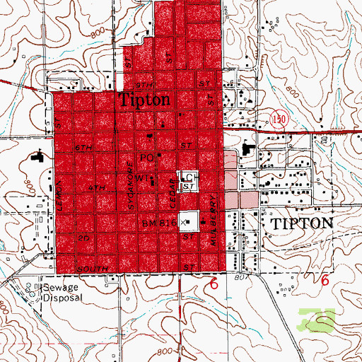 Topographic Map of Cedar County Courthouse, IA