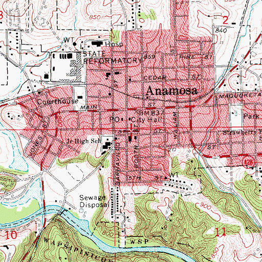 Topographic Map of Anamosa Public Library, IA