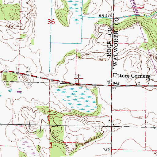 Topographic Map of Utters Corners Cemetery, WI