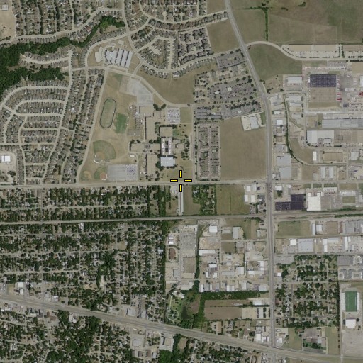 Aerial/Satellite Image of Skyline High School, TX