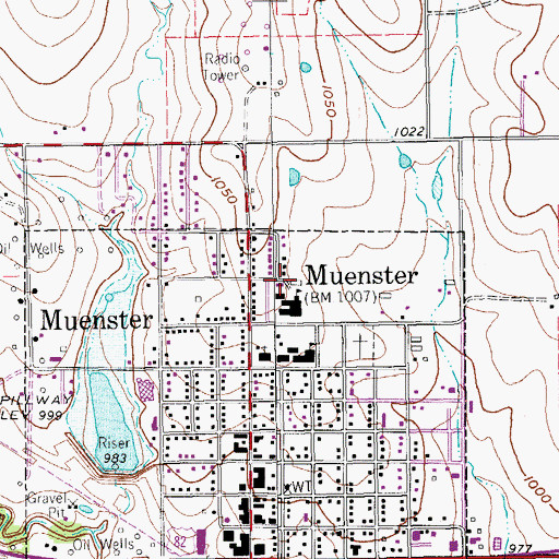 Topographic Map of Muenster Elementary School, TX