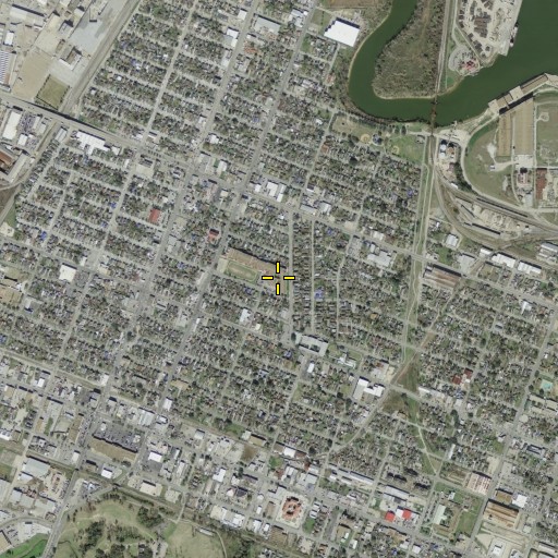 Aerial/Satellite Image of Edison Middle School, TX