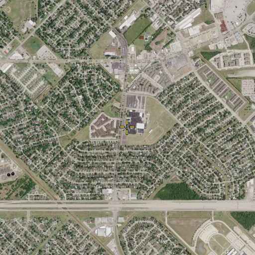 Aerial/Satellite Image of Beverly Hills Intermediate School, TX