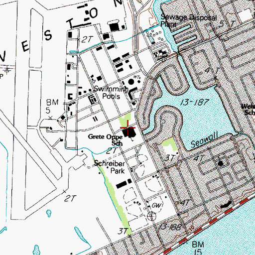 Topographic Map of Oppe Elementary School, TX