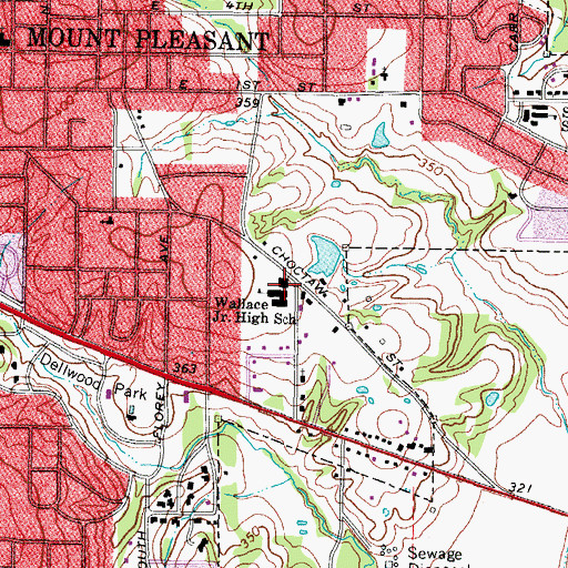 Topographic Map of Wallace Middle School, TX
