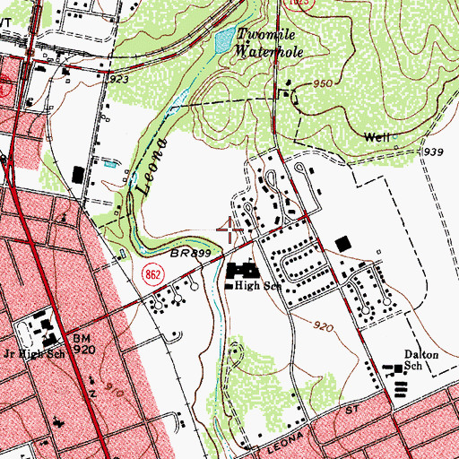 Topographic Map of Uvalde Junior High School, TX