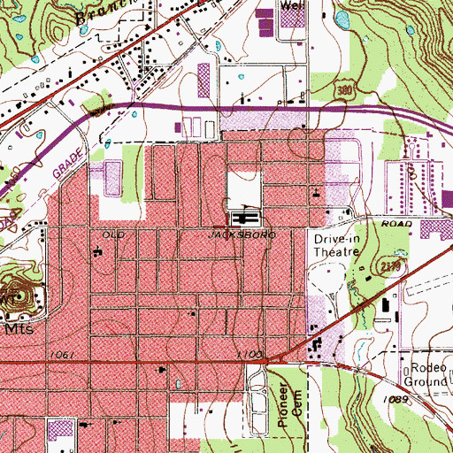 Topographic Map of Crestview Elementary School, TX