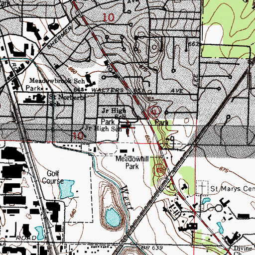 Topographic Map of Northbrook Junior High School, IL