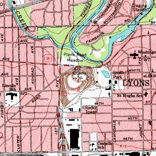 Topographic Map of Lyons Quarry, IL