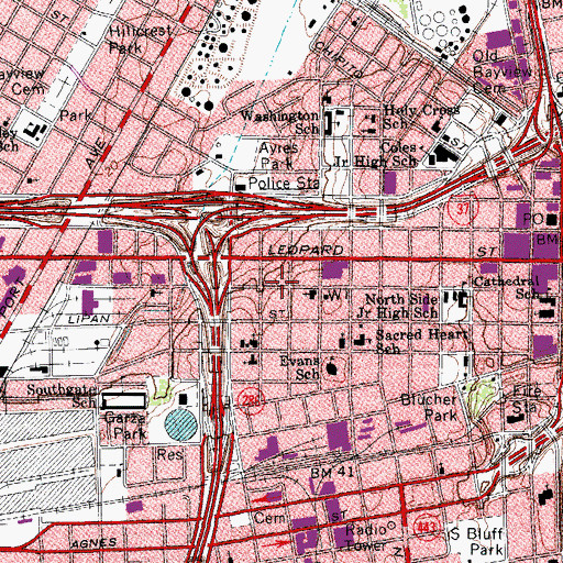 Topographic Map of Lovenskiold Park, TX
