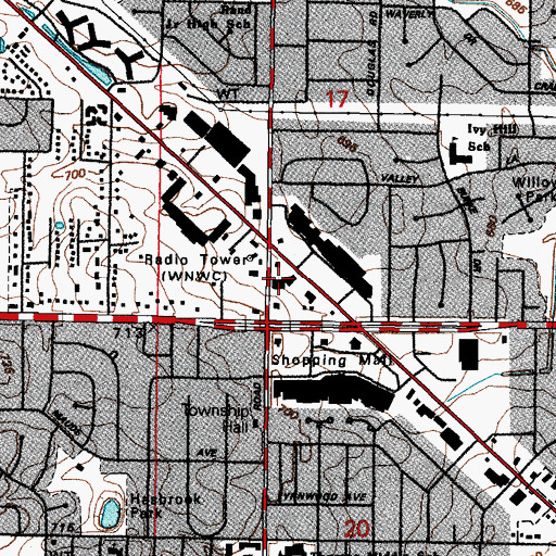 Topographic Map of Arlington Heights Promenade Shopping Center, IL