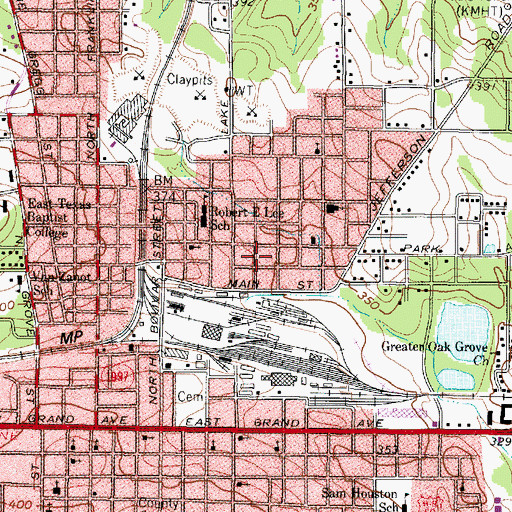 Topographic Map of Ginocchio Historic District, TX