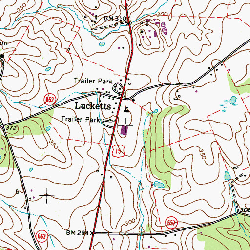 Topographic Map of Lucketts Community Park, VA