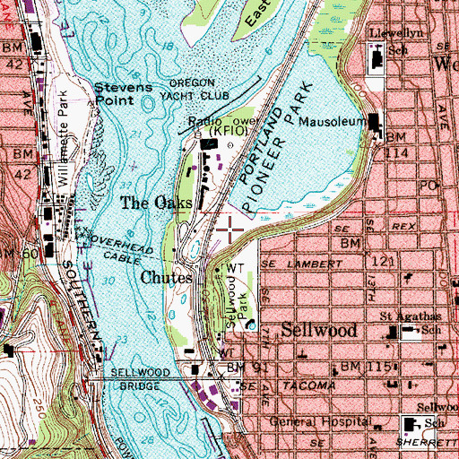 Topographic Map of Oaks Bottom Wildlife Refuge, OR