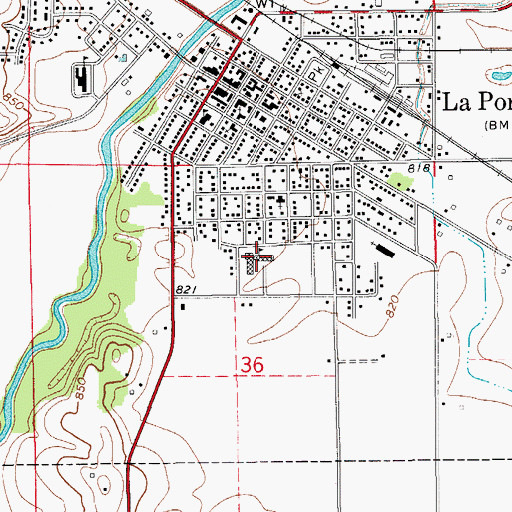 Topographic Map of La Porte City Elementary School, IA