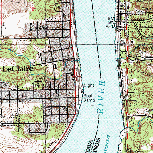 Topographic Map of Le Claire, IA