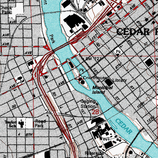 Topographic Map of Linn County Courthouse, IA