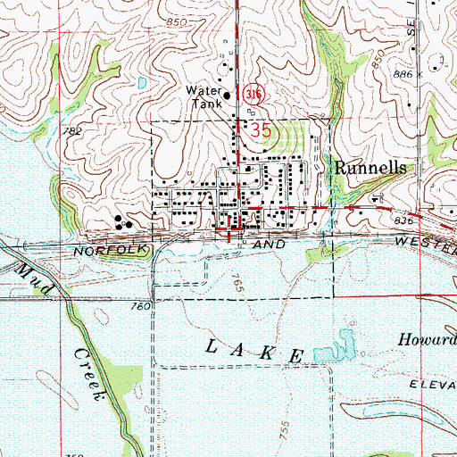 Topographic Map of Runnells City Hall, IA