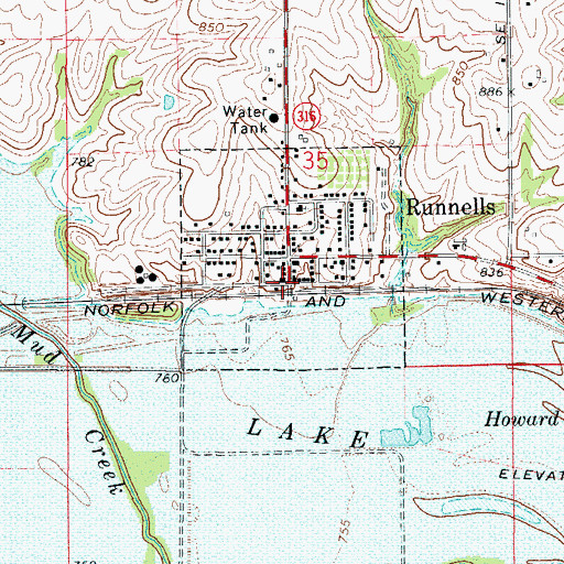 Topographic Map of Runnells, IA