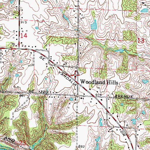 Topographic Map of Woodland Hills Church of Christ, IA