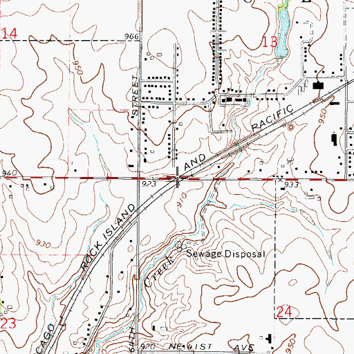 Topographic Map of Altoona Family Care Center, IA